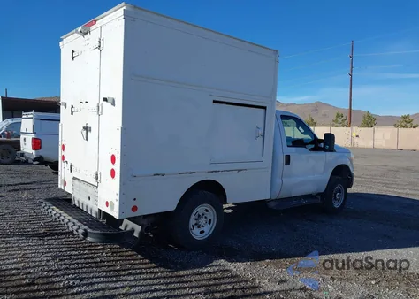 2016 Ford F-250 Xl из США, поврежденный, VIN 1FDBF2B64GED17549